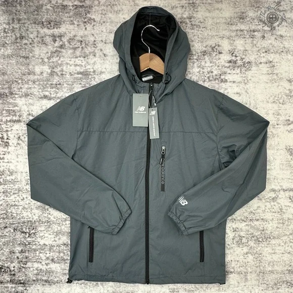 NWT New Balance Wind Jacket Men's Small Gray Hooded Water Wind Resistant - Picture 1 of 11